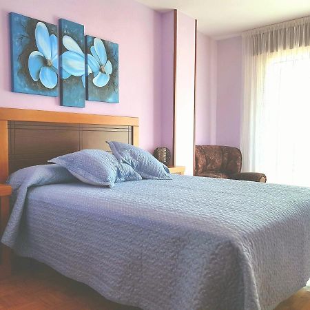 Piso Amplio En El Centro De Vilagarcia De Arousa Esterno foto